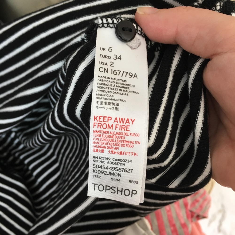 π TopShop B&W Striped Cold Shoulder Dress - Picture 4 of 5